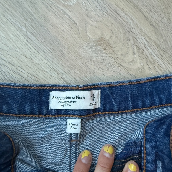 Lot of four pairs of women's Abercrombie shorts, size 28/29 - Picture 10 of 12